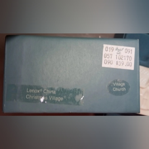 1990 The LENOX Christmas Village Church White Figurine In Storage Box - Picture 3 of 7